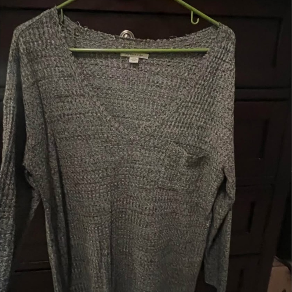 American Eagle Outfitters Gray V-Neck Sweater